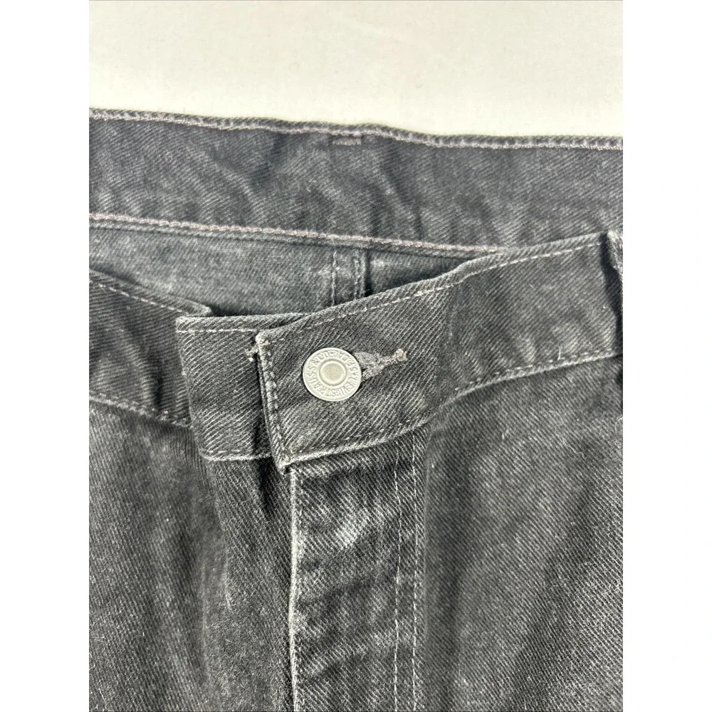 Levi's Vintage 560 Mens Jeans Made USA 42x 32 Loose  Fit 100% Cotton Black